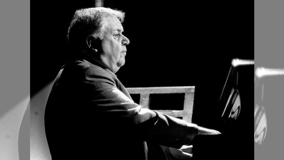 manos xatzidakis